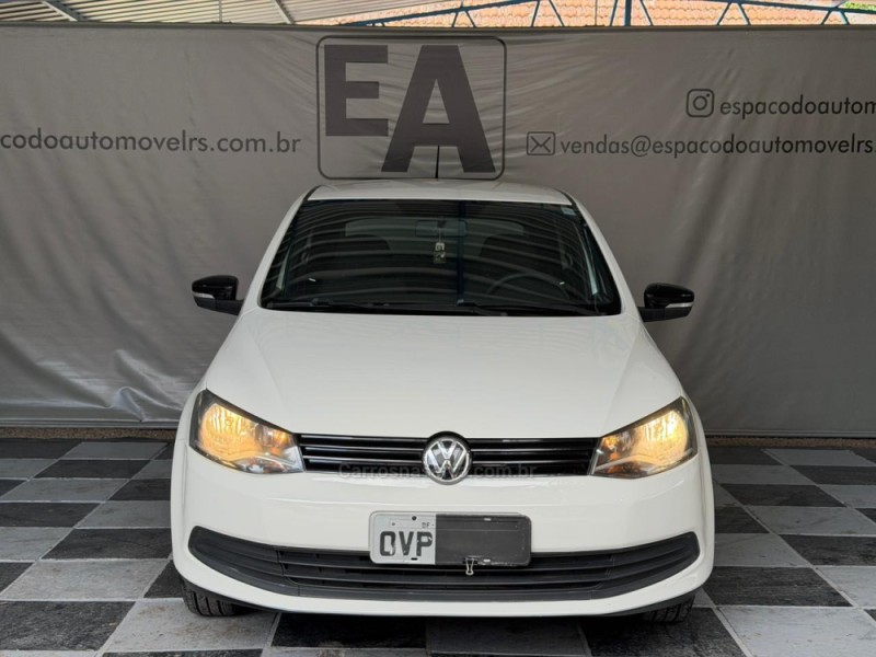 GOL 1.6 MI SELEÇÃO 8V FLEX 4P MANUAL G.VI - 2014 - NOVA PRATA