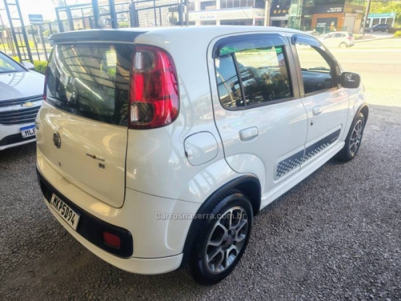 UNO 1.4 EVO SPORTING 8V FLEX 4P MANUAL - 2014 - CAXIAS DO SUL