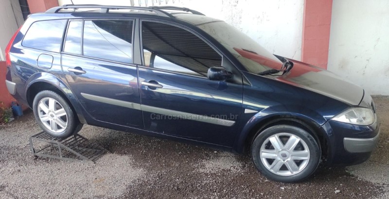 MÉGANE 1.6 DYNAMIQUE GRAND TOUR 16V FLEX 4P MANUAL - 2008 - CAXIAS DO SUL
