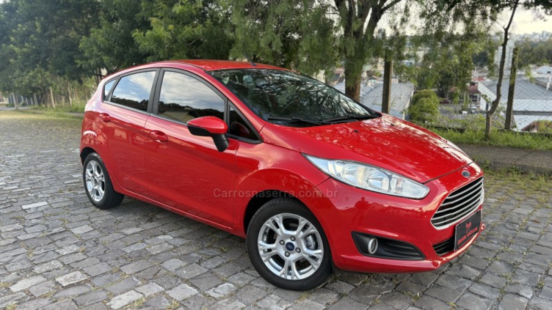 FIESTA 1.6 SE SEDAN 16V FLEX 4P MANUAL - 2015 - CAXIAS DO SUL