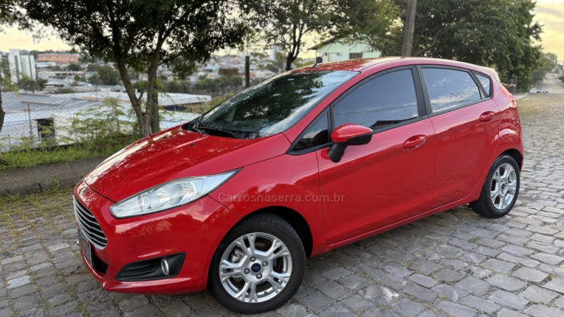 fiesta 1.6 se sedan 16v flex 4p manual 2015 caxias do sul