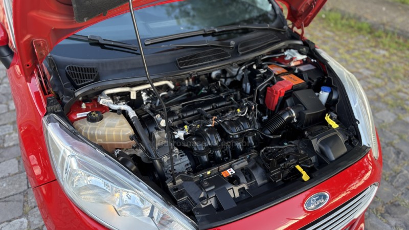 FIESTA 1.6 SE SEDAN 16V FLEX 4P MANUAL - 2015 - CAXIAS DO SUL