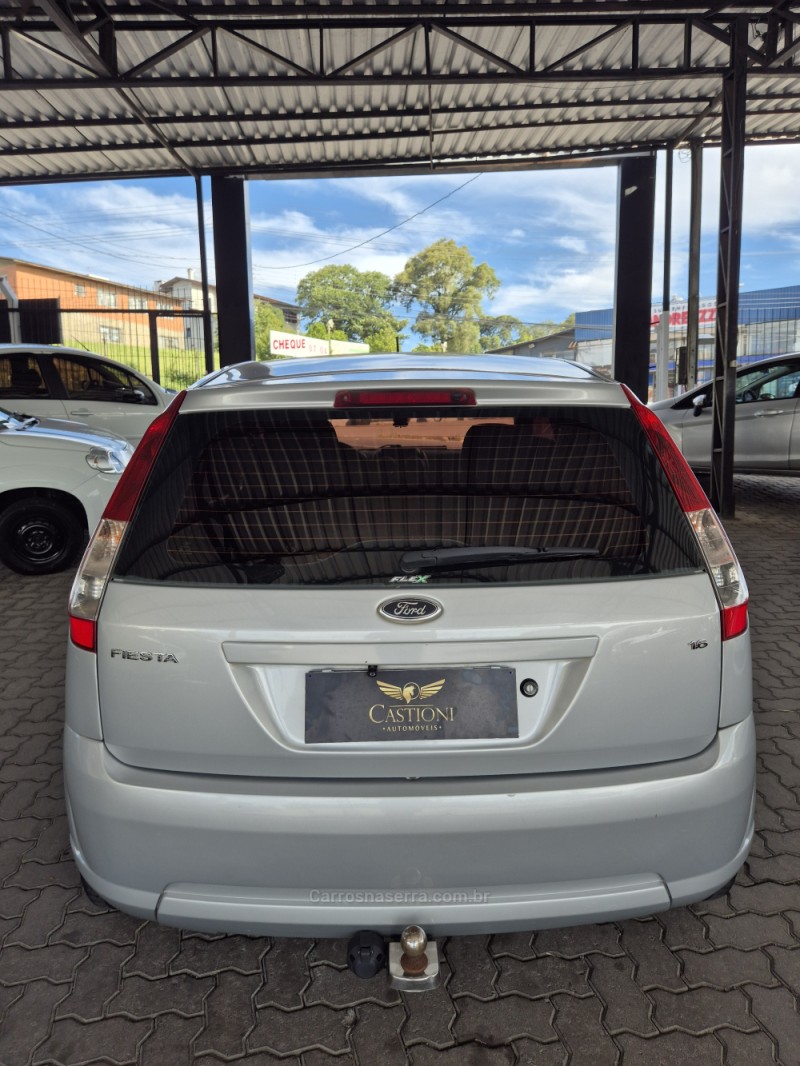 FIESTA 1.6 MPI CLASS 8V GASOLINA 4P MANUAL - 2010 - CAXIAS DO SUL