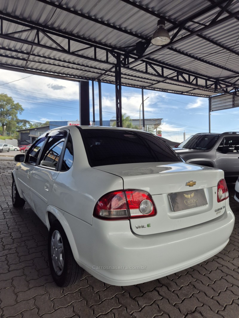 CLASSIC 1.0 VHC LIFE 8V FLEX 4P MANUAL - 2014 - CAXIAS DO SUL