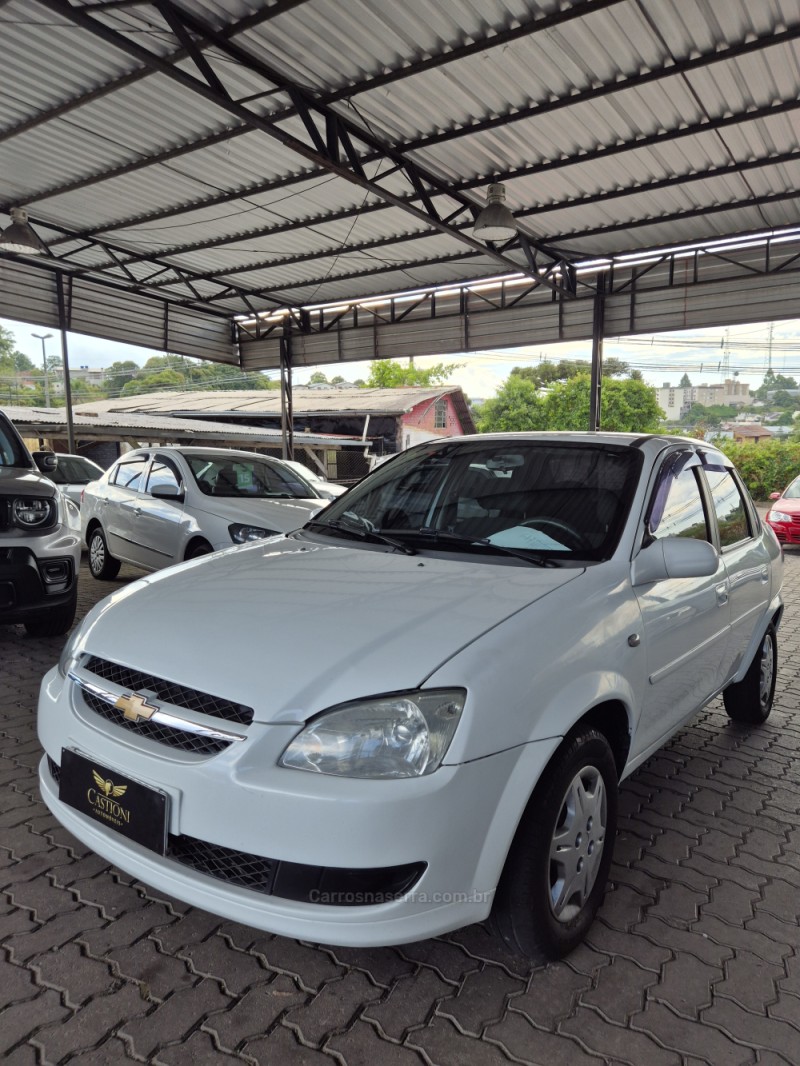 CLASSIC 1.0 VHC LIFE 8V FLEX 4P MANUAL - 2014 - CAXIAS DO SUL