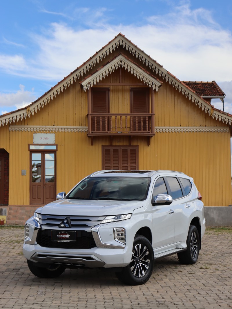 pajero sport 2.4 hpe 4x4 diesel 4p automatica 2021 antonio prado