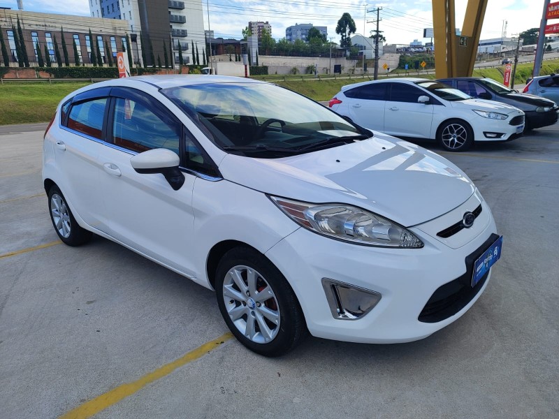 FIESTA 1.6 SE HATCH 16V FLEX 4P MANUAL - 2013 - FARROUPILHA