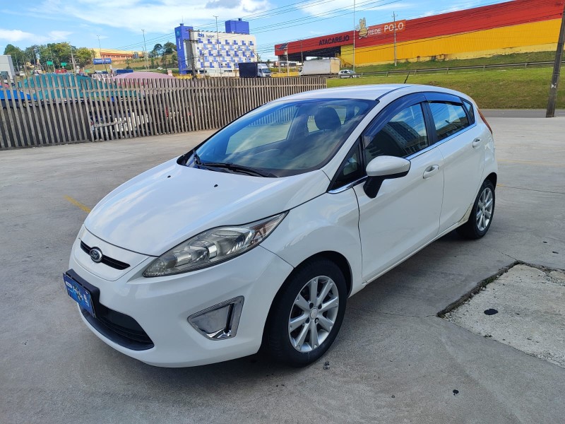 fiesta 1.6 se hatch 16v flex 4p manual 2013 farroupilha