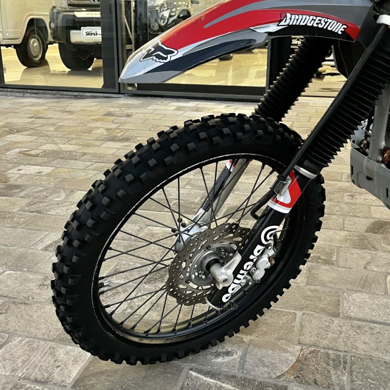 CRF 230F  - 2019 - VACARIA