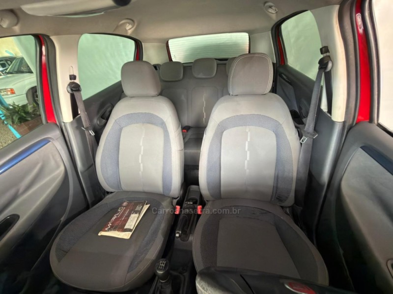 PUNTO 1.4 ATTRACTIVE ITALIA 8V FLEX 4P MANUAL - 2013 - NOVA PRATA