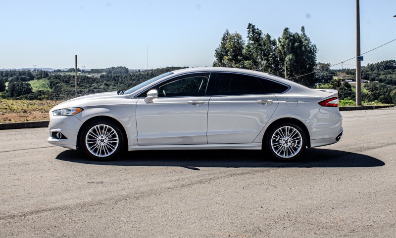 FUSION 2.0 TITANIUM FWD 16V GASOLINA 4P AUTOMÁTICO - 2014 - FARROUPILHA