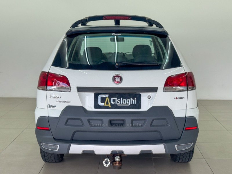 PALIO 1.8 MPI ADVENTURE LOCKER WEEKEND 8V FLEX 4P MANUAL - 2010 - CARLOS BARBOSA