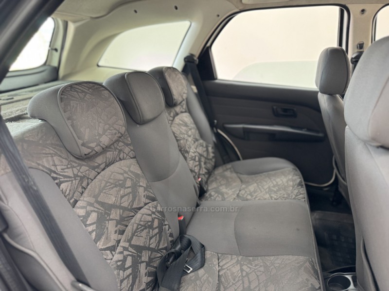 PALIO 1.8 MPI ADVENTURE LOCKER WEEKEND 8V FLEX 4P MANUAL - 2010 - CARLOS BARBOSA