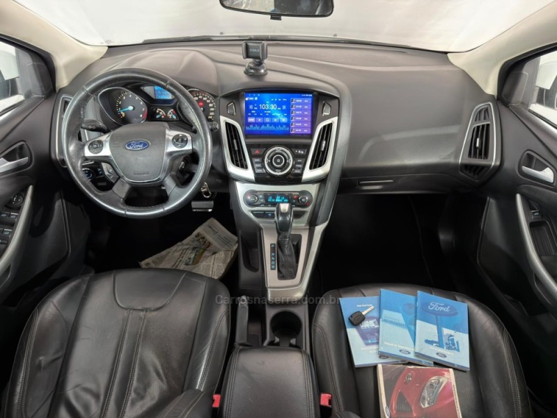 FOCUS 2.0 SE HATCH 16V FLEX 4P AUTO - 2015 - NOVA PRATA