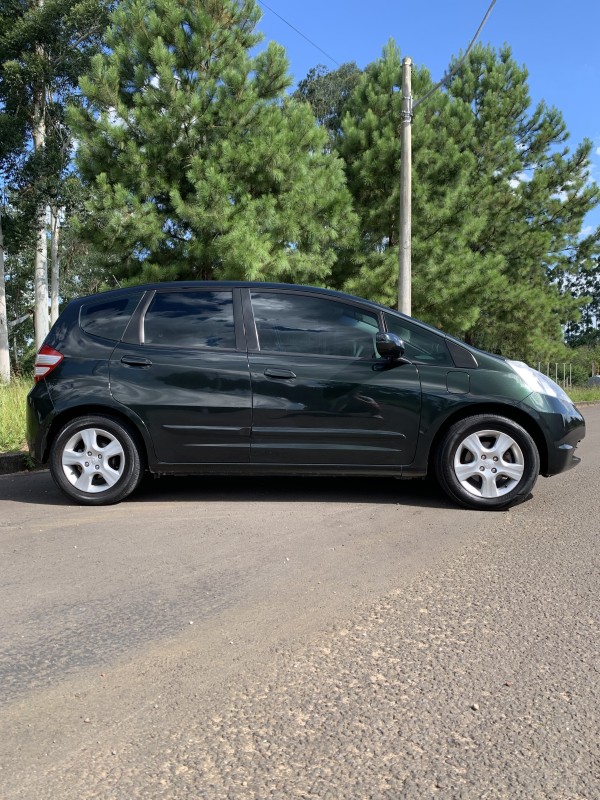 FIT 1.4 LXL 8V FLEX 4P MANUAL - 2009 - SãO SEBASTIãO DO CAí