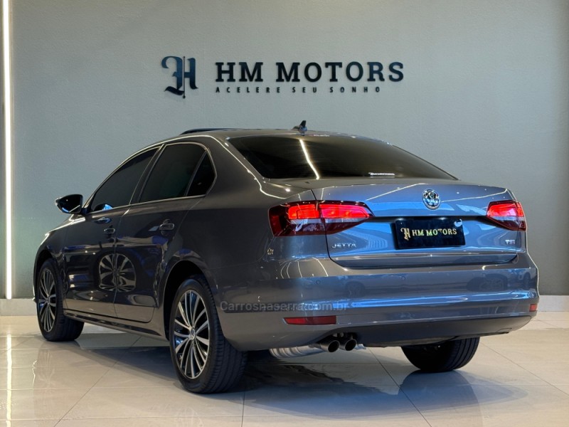 JETTA 1.4 16V TSI COMFORTLINE GASOLINA 4P TIPTRONIC - 2017 - CAXIAS DO SUL