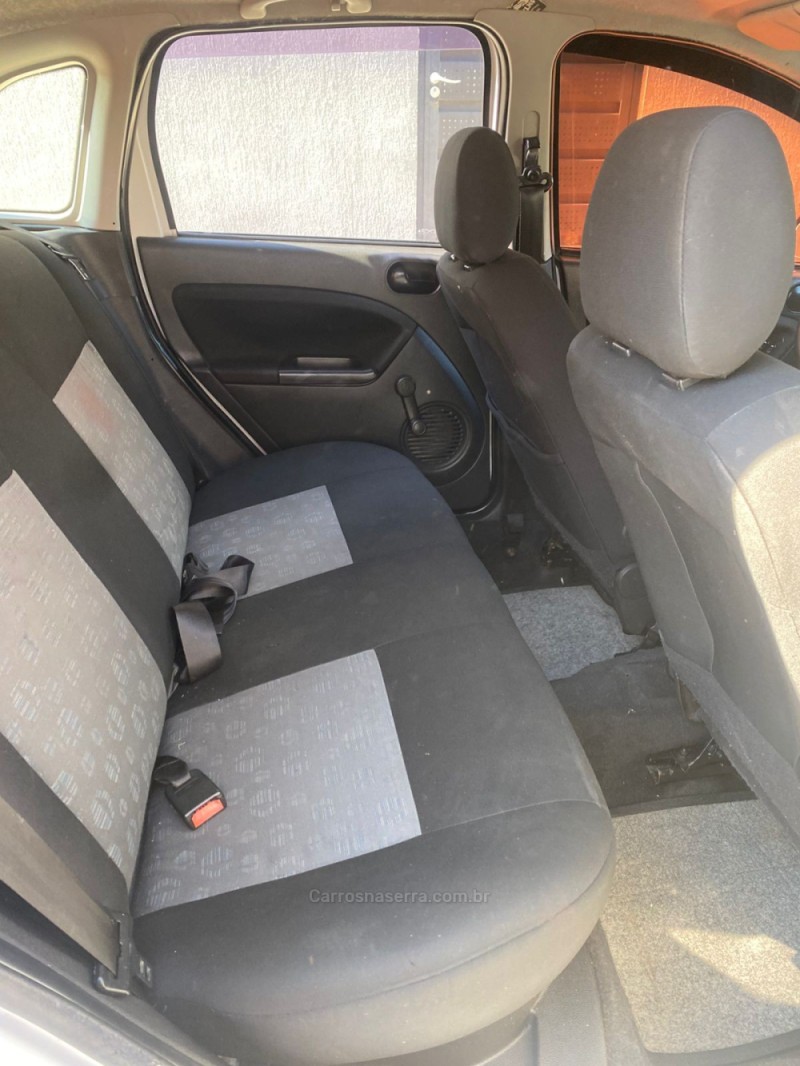 FIESTA 1.0 ROCAM HATCH 8V FLEX 4P MANUAL - 2011 - CAXIAS DO SUL