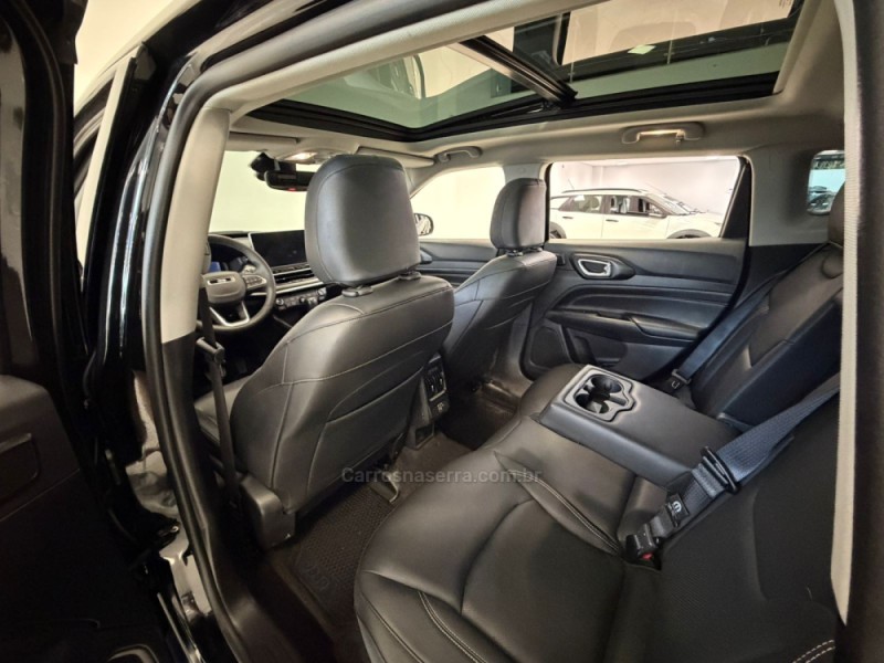 COMPASS 1.3 FLEX NIGHT EAGLE LONGITUDE AUTOMÁTICO - 2025 - BENTO GONçALVES