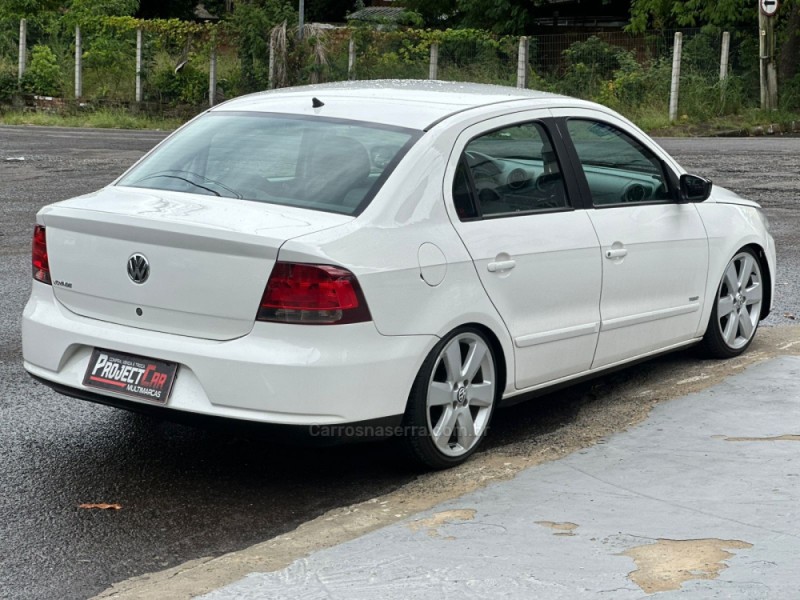 VOYAGE 1.0 MI 8V FLEX 4P MANUAL - 2012 - NOVO HAMBURGO