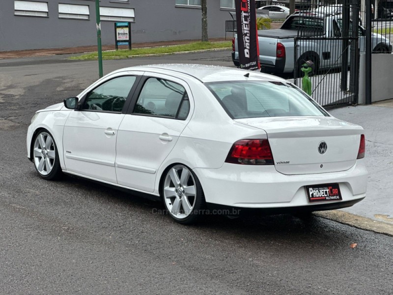 VOYAGE 1.0 MI 8V FLEX 4P MANUAL - 2012 - NOVO HAMBURGO