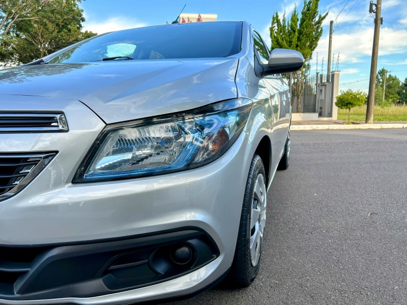PRISMA 1.4 MPFI LT 8V FLEX 4P MANUAL - 2014 - BENTO GONçALVES