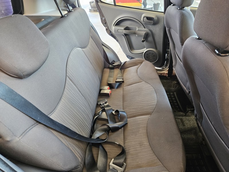 UNO 1.0 EVO WAY 8V FLEX 4P MANUAL - 2013 - CAXIAS DO SUL