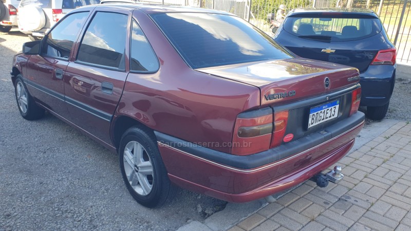 VECTRA 2.0 MPFI CD 8V GASOLINA 4P MANUAL - 1995 - CAXIAS DO SUL