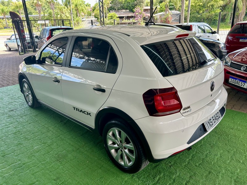 GOL 1.0 TRACK 12V FLEX 4P MANUAL - 2017 - SãO SEBASTIãO DO CAí