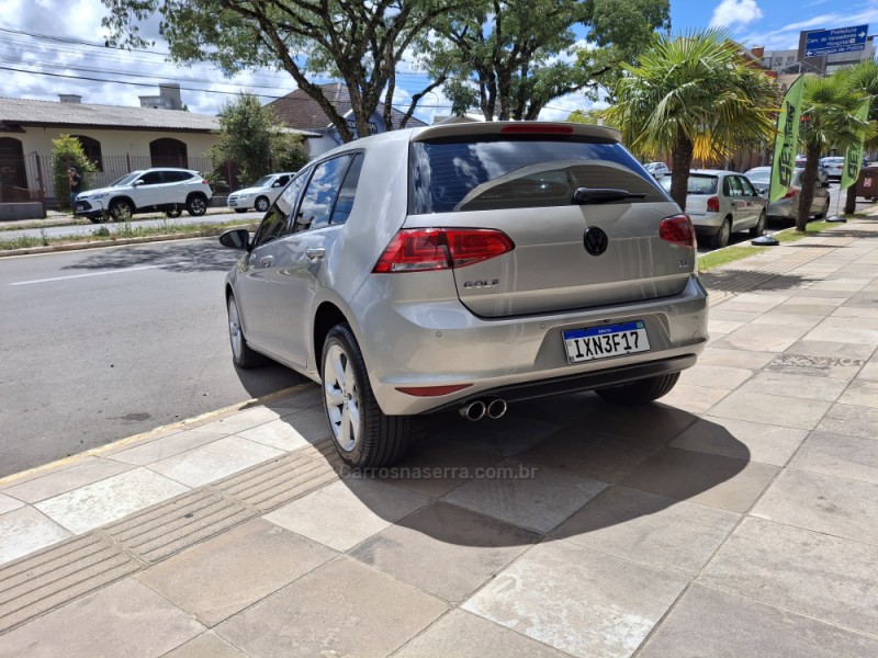 GOLF 1.0 TSI COMFORTLINE 12V TOTAL FLEX 4P MANUAL - 2017 - FARROUPILHA
