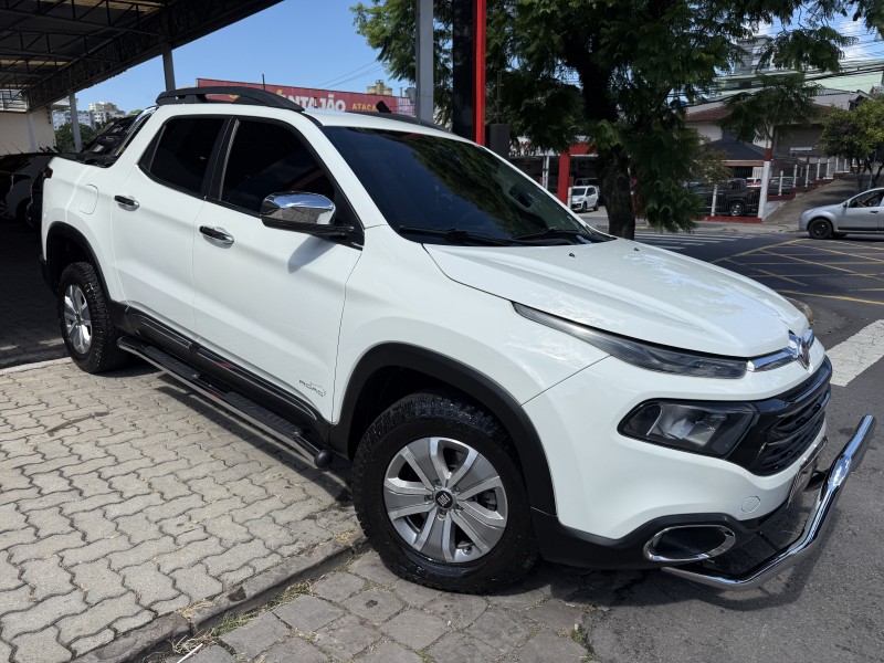 toro 1.8 16v evo flex freedom road automatico 2018 caxias do sul