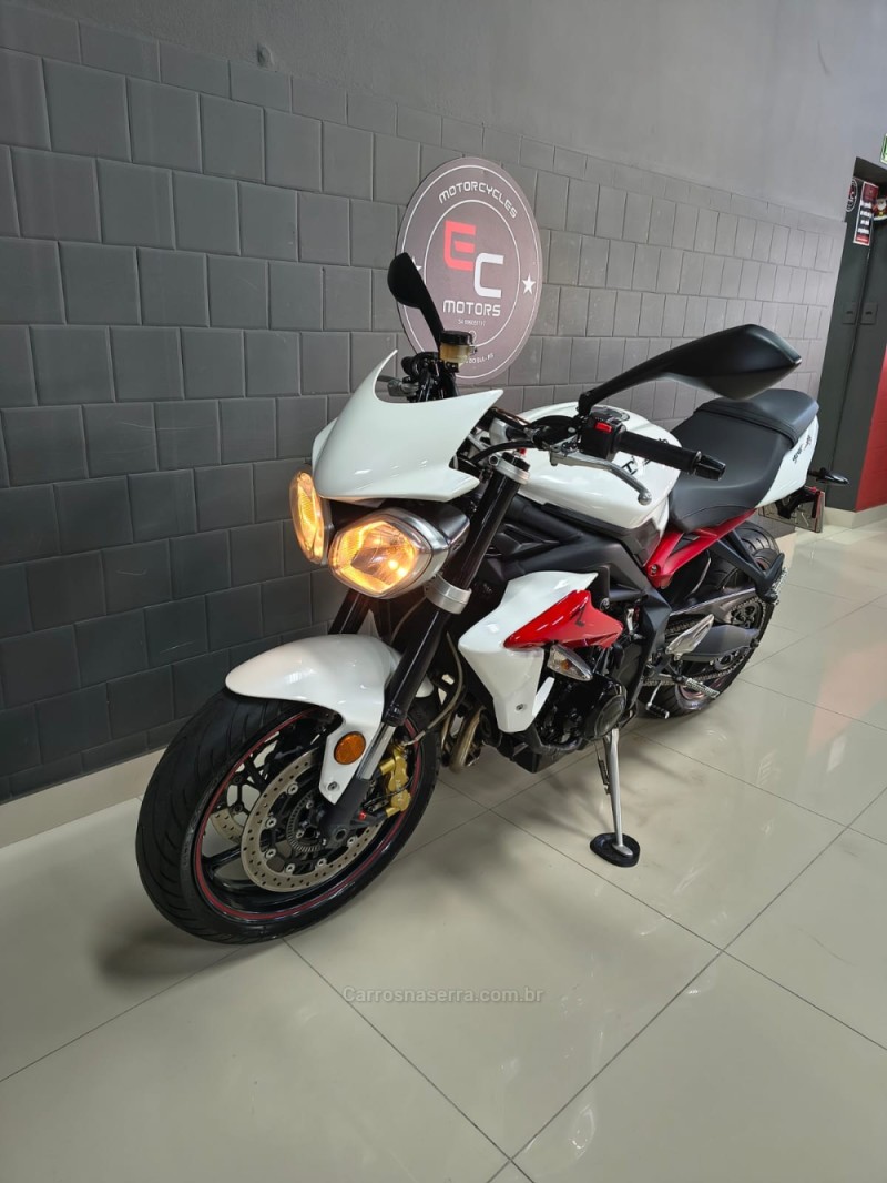 STREET TRIPLE R ABS  - 2014 - CAXIAS DO SUL