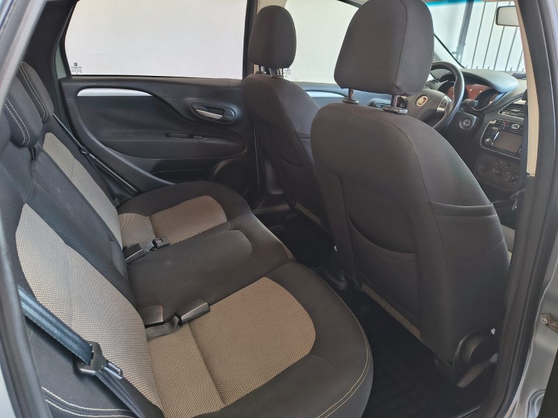 LINEA 1.8 ESSENCE 16V FLEX 4P MANUAL - 2016 - CAXIAS DO SUL