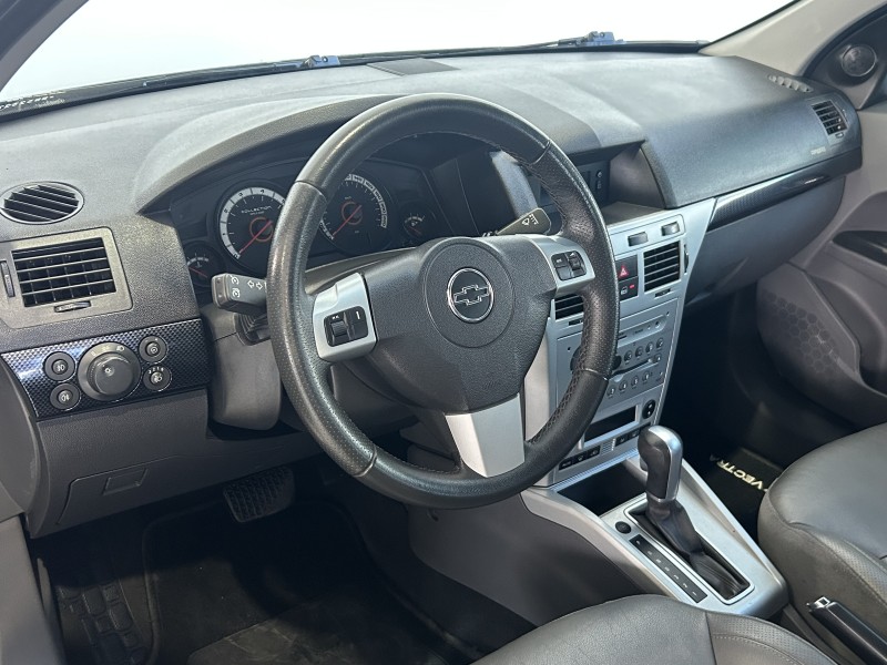 VECTRA 2.0 MPFI COLLECTION 8V FLEX 4P AUTOMÁTICO - 2011 - CAXIAS DO SUL