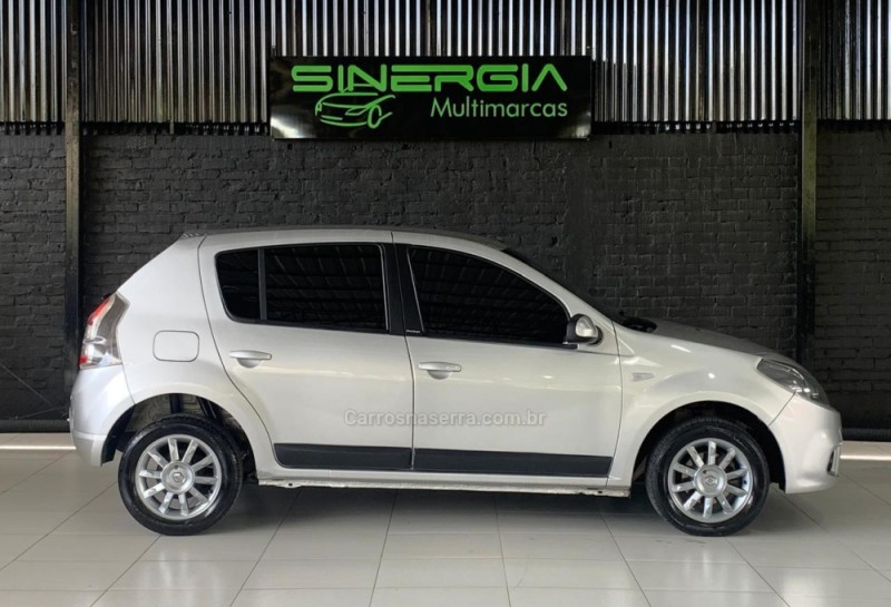 SANDERO 1.6 PRIVILÉGE 8V FLEX 4P AUTOMÁTICO - 2014 - CAXIAS DO SUL