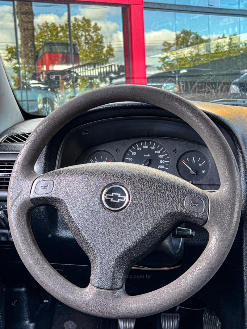 ASTRA 1.8 MPFI GL 8V GASOLINA 2P MANUAL - 2000 - CANELA