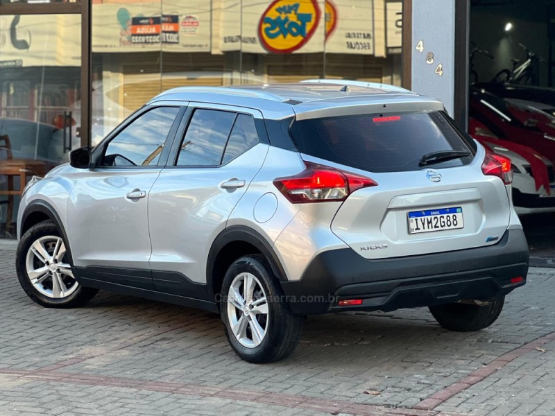 KICKS 1.6 ACTIVE 16V FLEX 4P AUTOMÁTICO - 2018 - SAPUCAIA DO SUL
