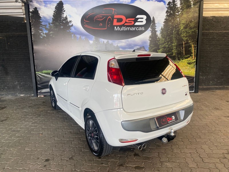 PUNTO 1.8 SPORTING 8V FLEX 4P MANUAL - 2015 - CAXIAS DO SUL