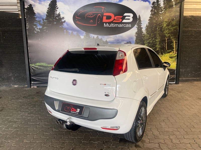 PUNTO 1.8 SPORTING 8V FLEX 4P MANUAL - 2015 - CAXIAS DO SUL