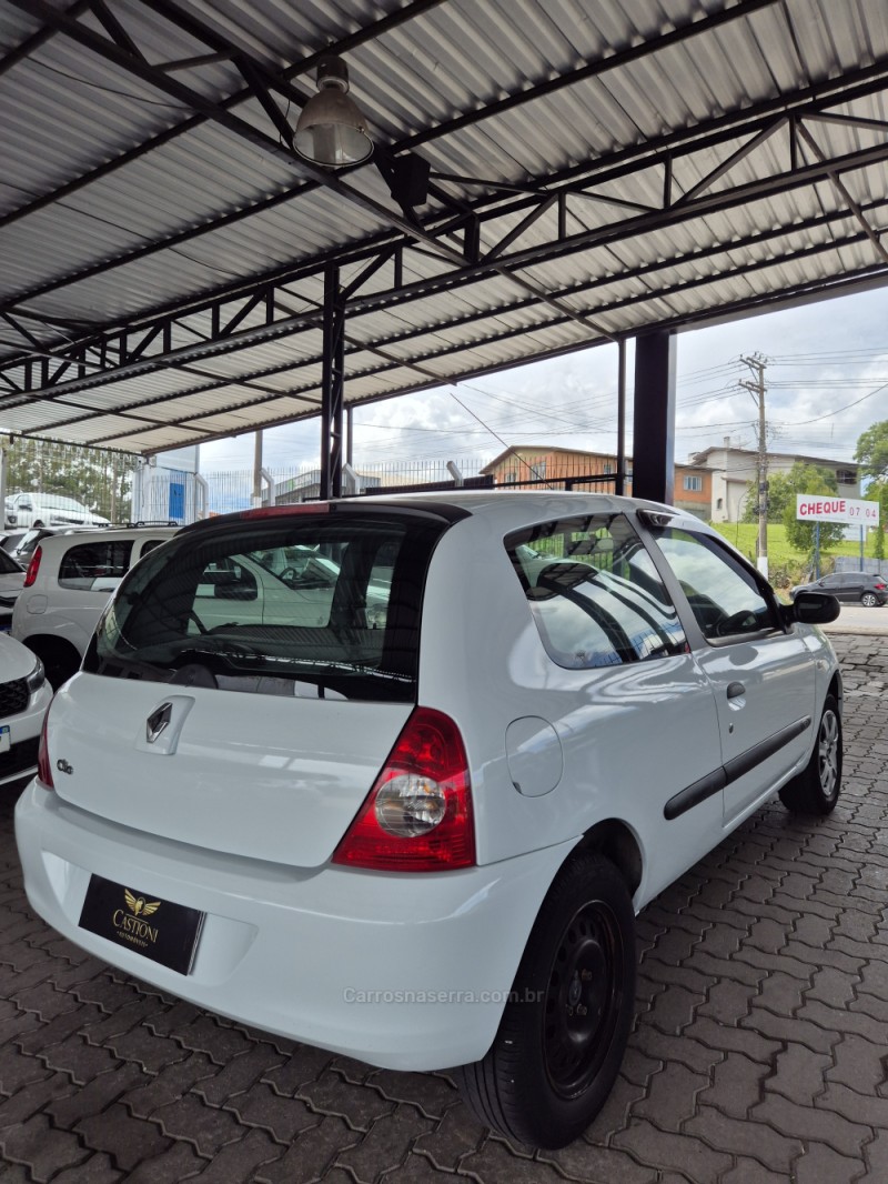 CLIO 1.0 CAMPUS 16V FLEX 2P MANUAL - 2011 - CAXIAS DO SUL