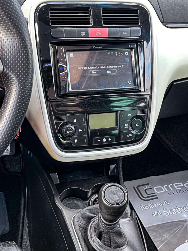 PUNTO 1.4 MPI 16V T-JET GASOLINA 4P MANUAL - 2010 - CANELA