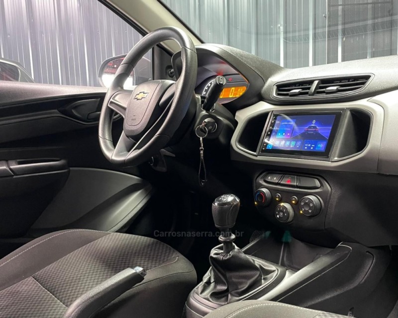 ONIX 1.0 JOY HATCH 8VFLEX 4P MANUAL - 2019 - VACARIA