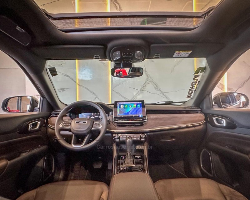 COMMANDER 1.3 OVERLAND T270 16V 4X2 TURBO FLEX 4P AUTOMÁTICO - 2023 - GARIBALDI