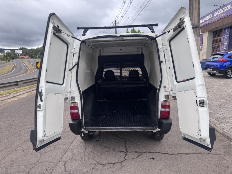 FIORINO 1.3 MPI FURGÃO 8V FLEX 2P MANUAL - 2012 - DOIS IRMãOS