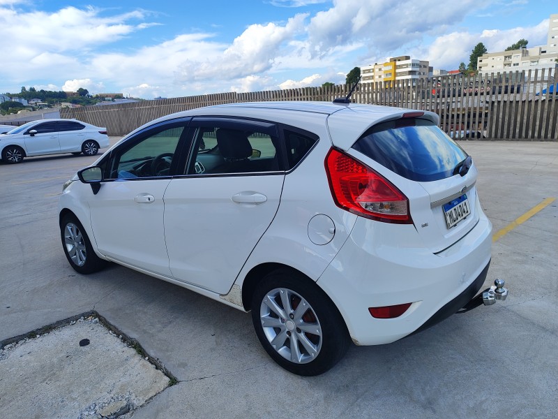 FIESTA 1.5 SE HATCH 16V FLEX 4P MANUAL - 2013 - FARROUPILHA