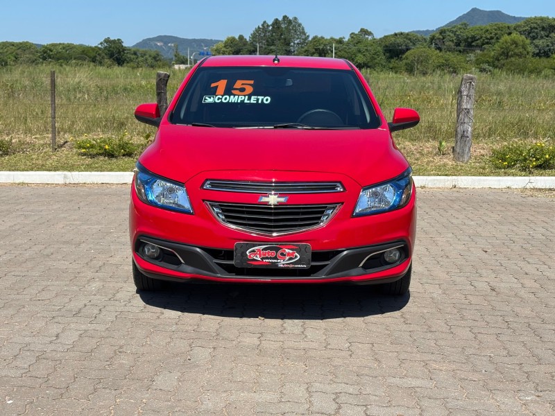 PRISMA 1.4 MPFI LTZ 8V FLEX 4P MANUAL - 2015 - CANDELáRIA