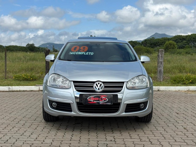 JETTA 2.5 I 20V 170CV GASOLINA 4P TIPTRONIC - 2009 - CANDELáRIA