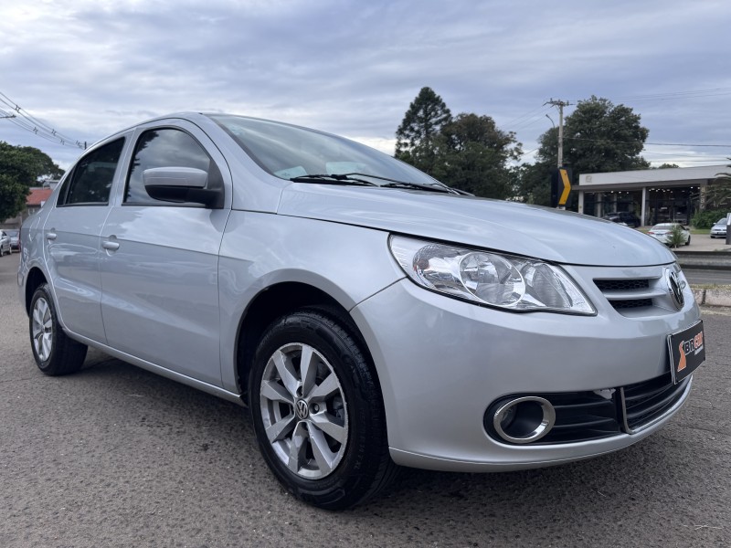 VOYAGE 1.0 MI CITY 8V FLEX 4P MANUAL - 2010 - DOIS IRMãOS