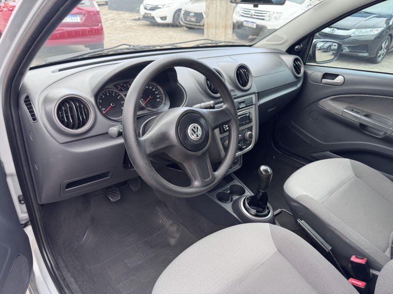 VOYAGE 1.0 MI CITY 8V FLEX 4P MANUAL - 2010 - DOIS IRMãOS