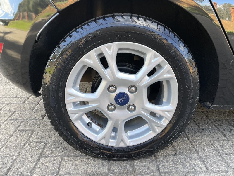 FIESTA 1.6 SEL HATCH 16V FLEX 4P MANUAL - 2017 - CAXIAS DO SUL