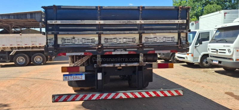 ATEGO 2426 6X2 - 2011 - PORTãO